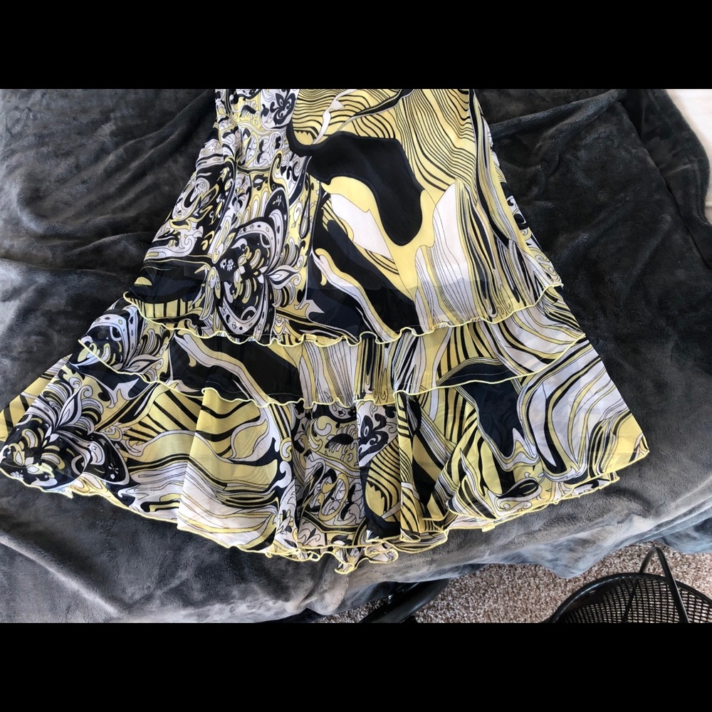 RUSSELL KENGO yellow and blue lined skirt. Fun and flowey Minimal - Picture 4 of 7